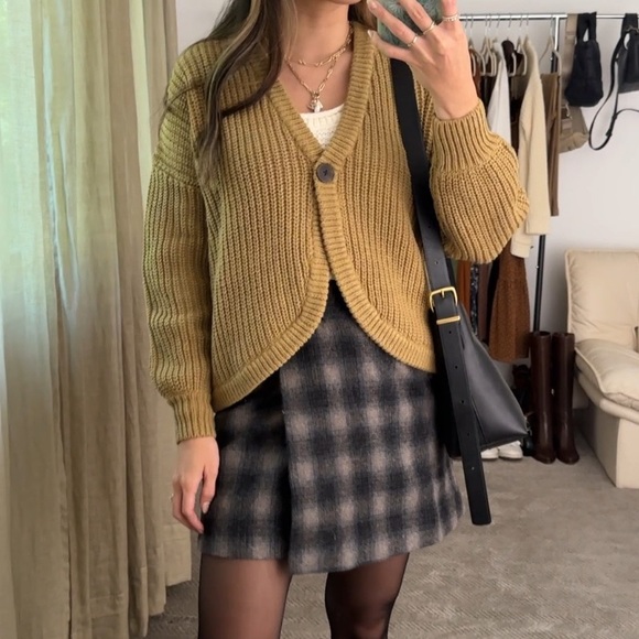 Madewell Shirttail Cardigan Sweater in S, NWT - Picture 5 of 7